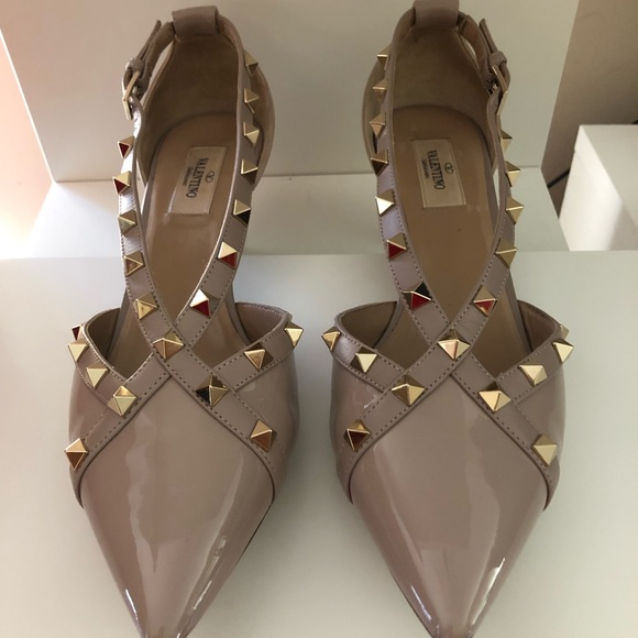 Valentino D’Orsay Rockstud kitten heels - Picture 2 of 8
